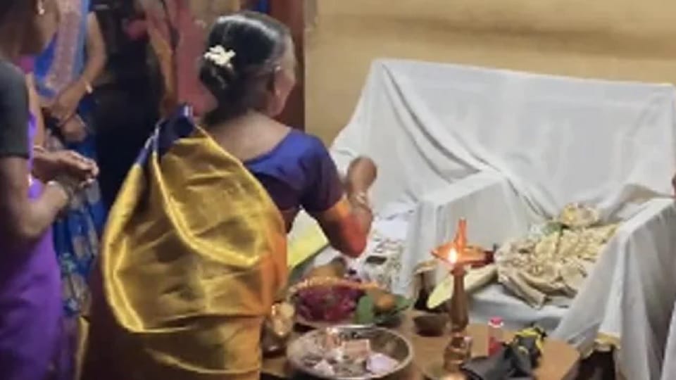 Unique marriage after 30 years of death, see Karnataka video