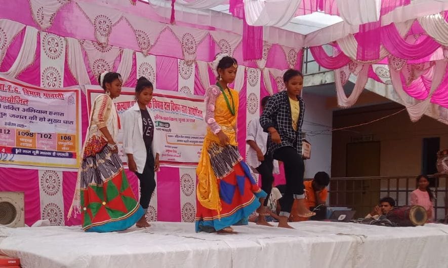 Sirsia tops in folk dance and solo competition