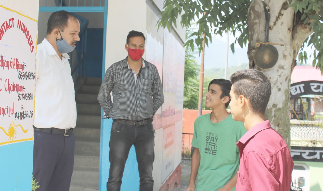 Children who reached school after the holidays forgot to wear masks