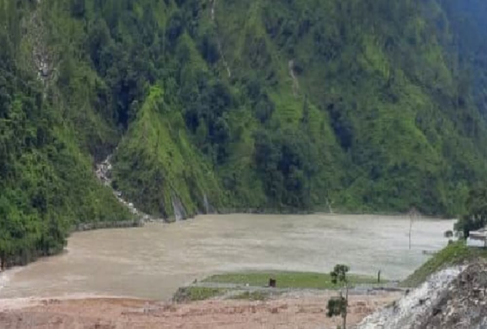 Monsoon 2022 uttarakhand weather update: Ramganga become lake after landslide photos