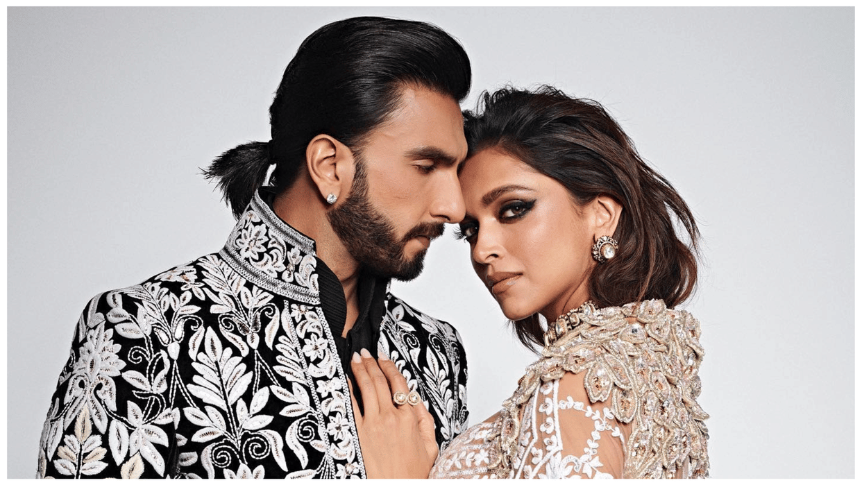Ranveer Singh Deepika Padukone Romantic Photos from Mijwan Fashion Show 2022 of Manish Malhotra