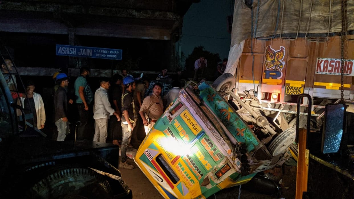The truck did not stop even after hitting brakes in Ghaziabad