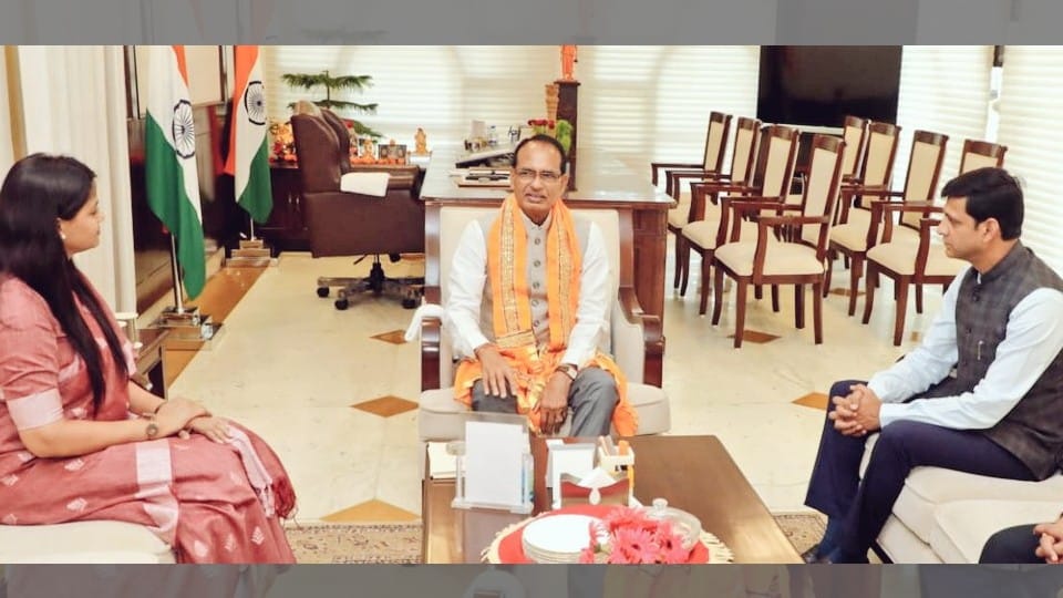 Indore: New mayor of Indore Pushyamitra Bhargava met CM Shivraj