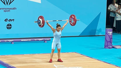 Mirabai Chanu wins historic Gold Medal in Birmingham Commonwealth Games 2022 with world record