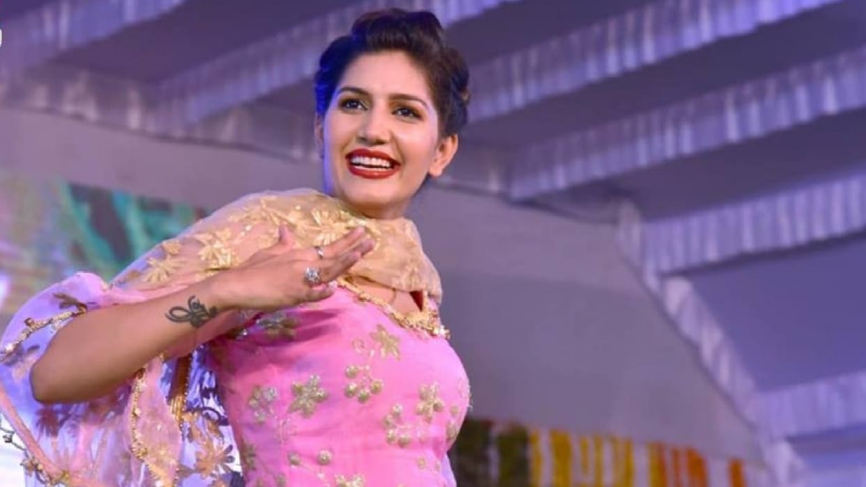 Haryanvi Dance Queen Sapna Choudhary old dancing video getting viral on social media