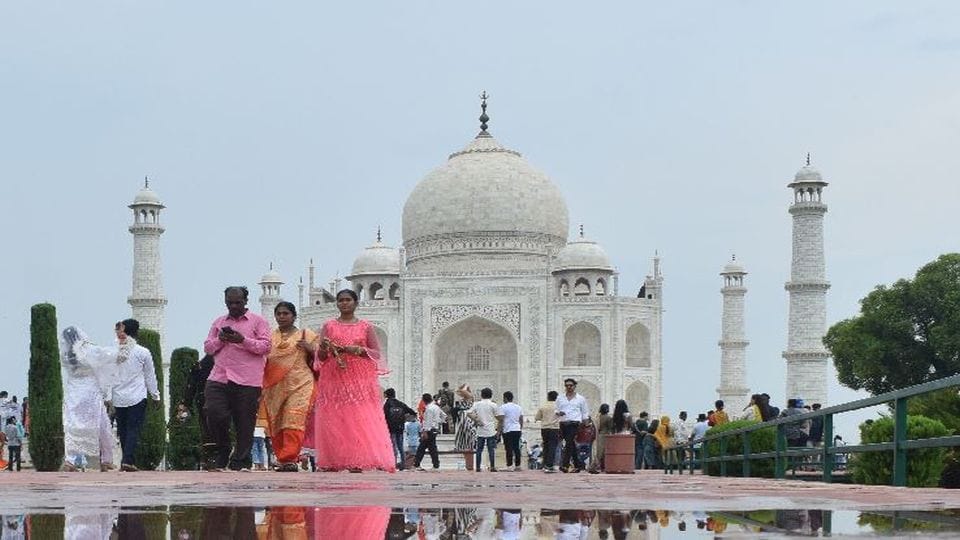 More than 19 tourists visited the Taj Mahal on weekend