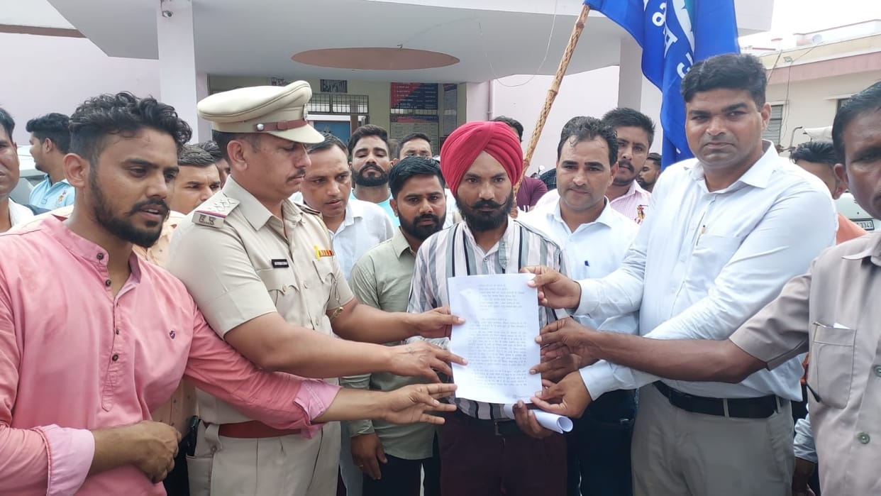 Ruckus over the transfer of Naib Tehsildar, Kurukshetra