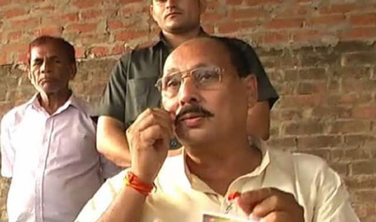 Bahubali MLA Ramakant yadav is master mind of azamgarh poisonous liquor case