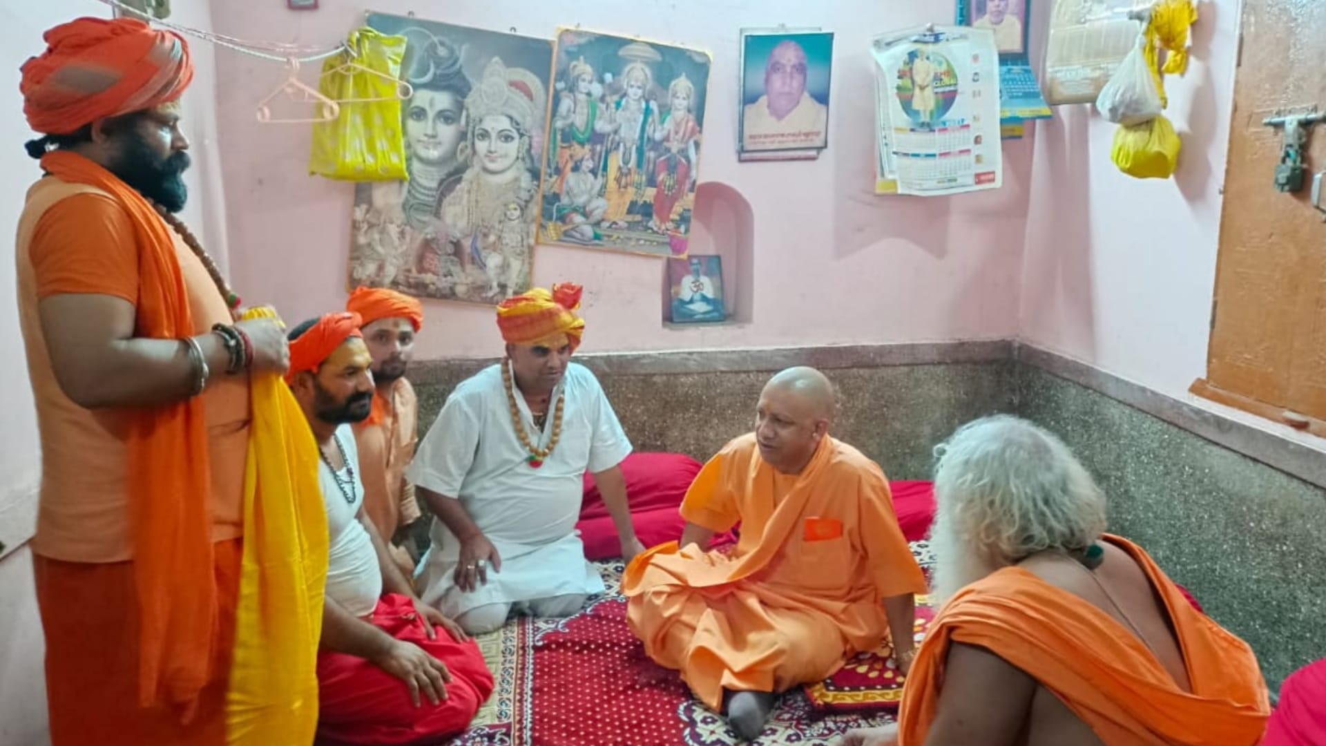 Chief minister Yogi Adityanath in ayodhya visit pics.