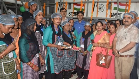 The women of the group will prepare the children's nutrition
