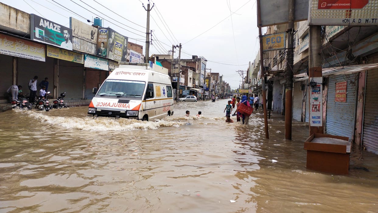 Examination in waterlogging before re-expiry...