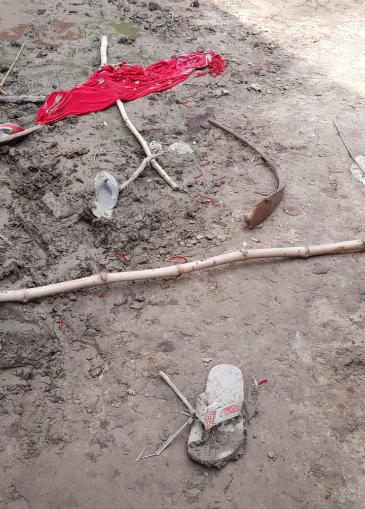 Hardoi, Attack on teenager, mother and brother with sharp weapons
