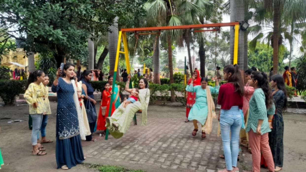 Hariyali Teej: Festive atmosphere among women everywhere during Teejotsav