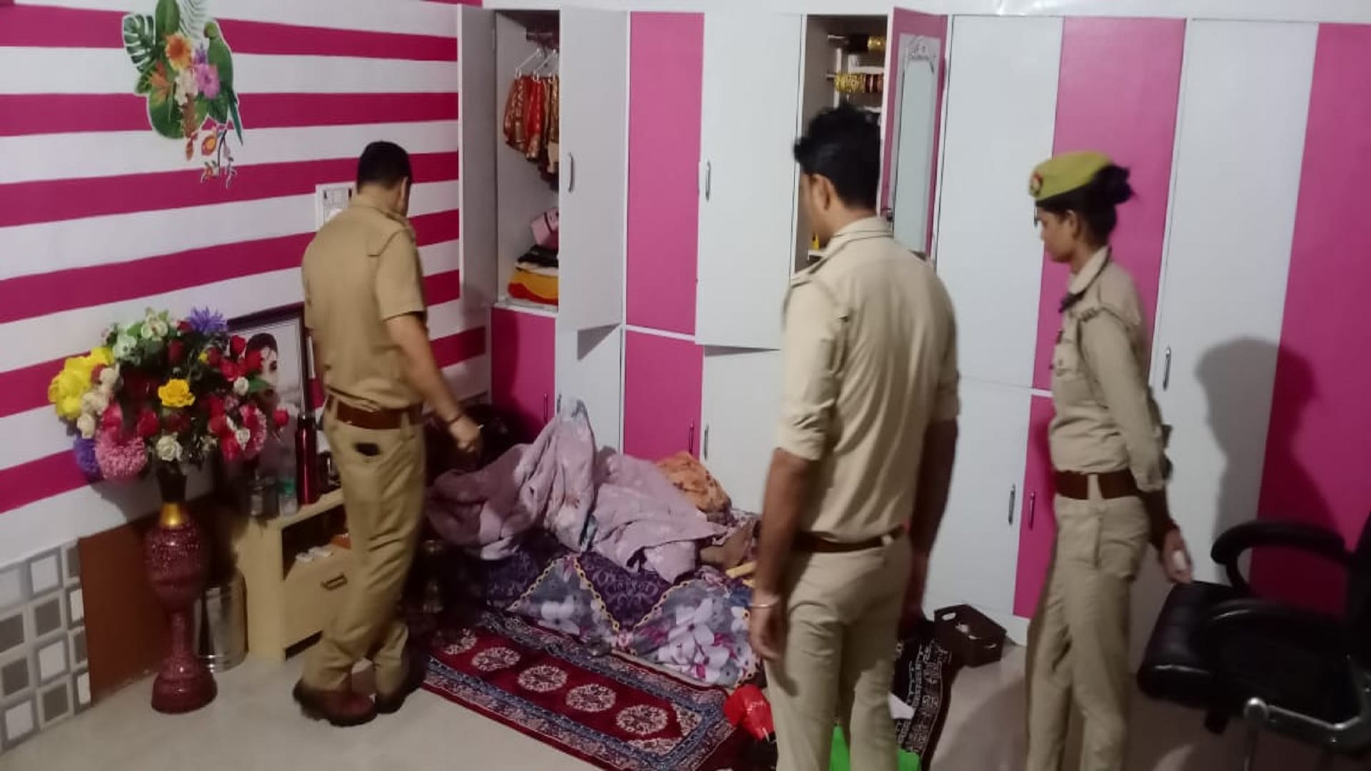 Kinnar Muskan Murder In Unnao Kinnar shot dead while sleeping dog cheeky took cook