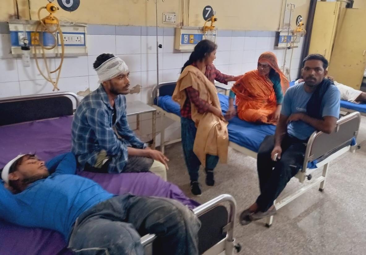 Sticks and sticks were used to irrigate the field, seven people injured