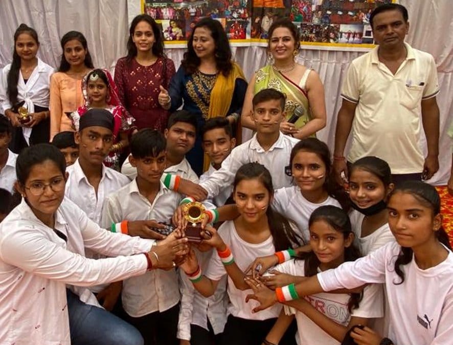 Youth swing in celebration of Amrit Mahotsav
