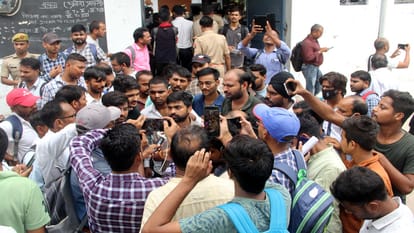 UPSSSC Cheating in lekhpal recruitment exam