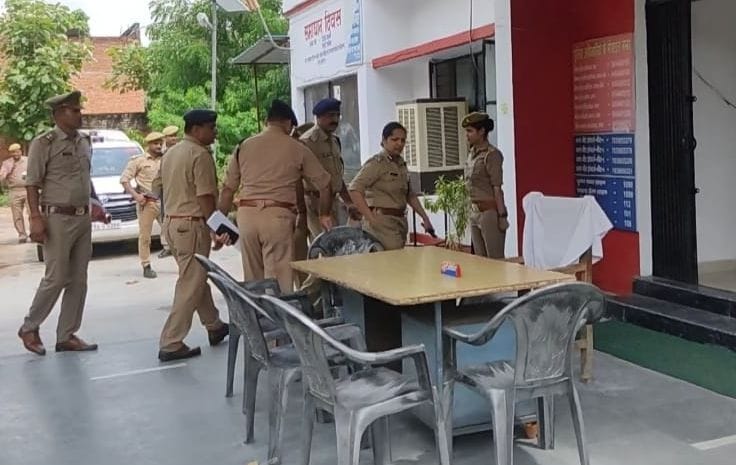 Unnao: ADG and IG took stock of the diversion system of heavy vehicles
