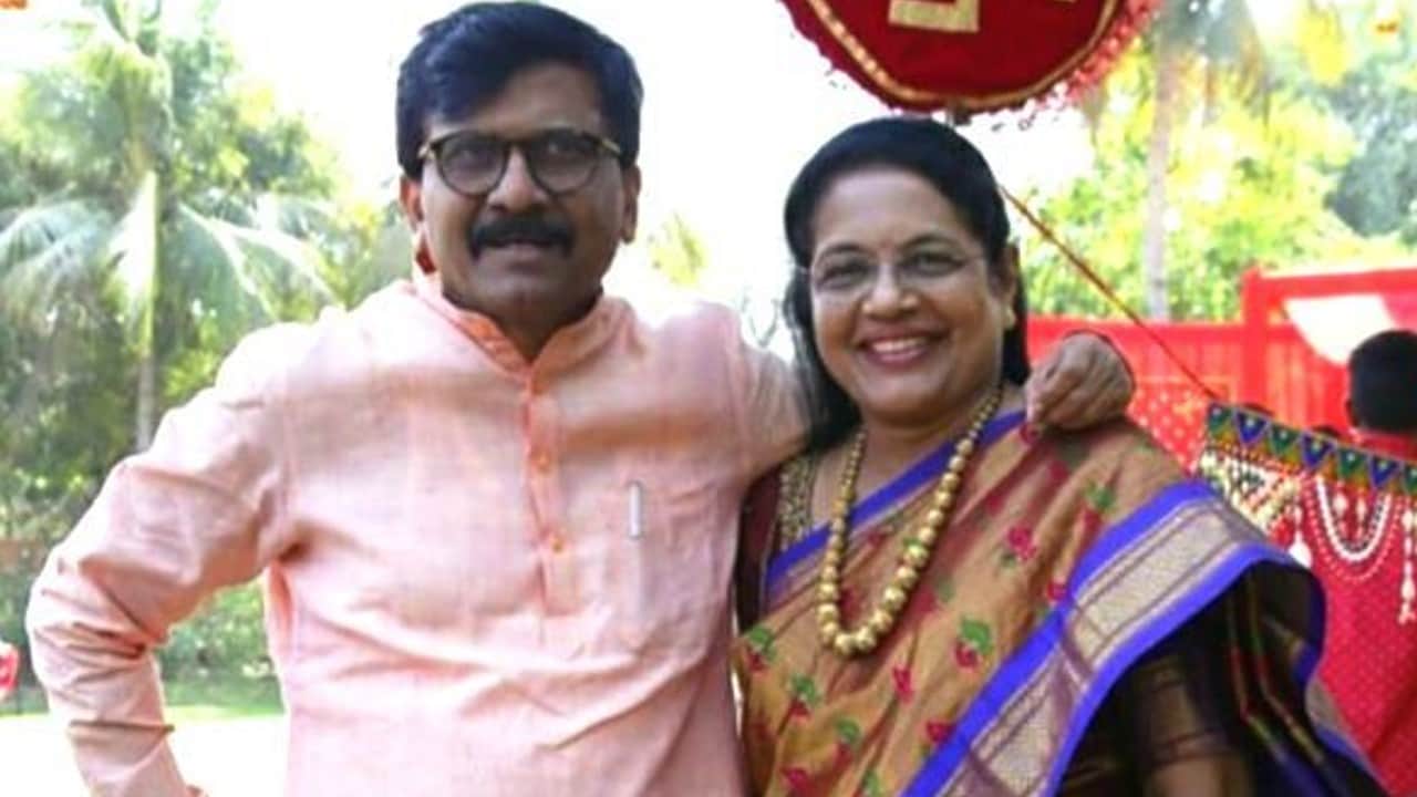 Maharashra: Sanjay Raut's wife is richer than him, from arms to land, know how much wealth they both have?