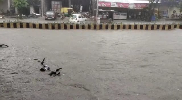 The road of Sarsawa turned into a pond after the rain