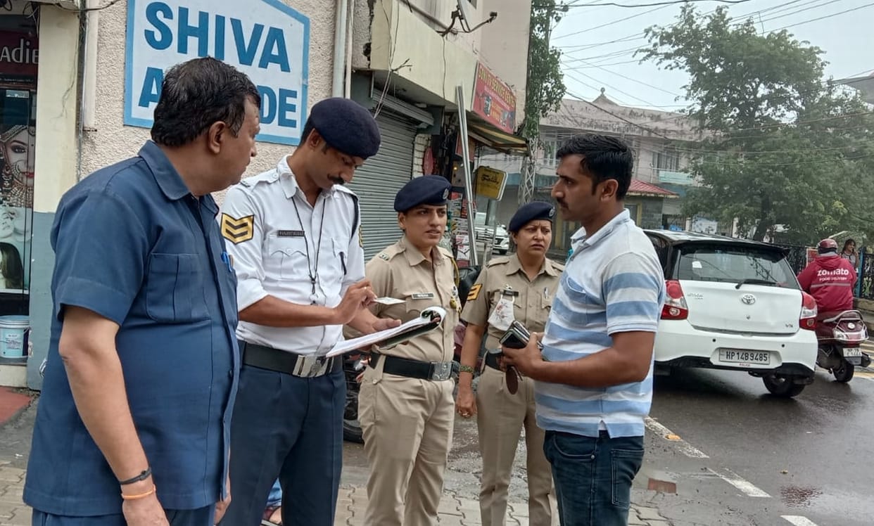 in nahan city police did 25 vehicle owners cahlan