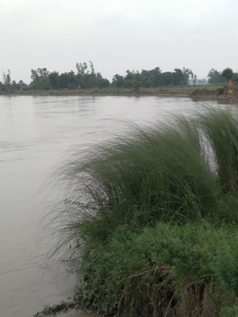 Water level of Ghaghra river decreased in sant kabir nagar