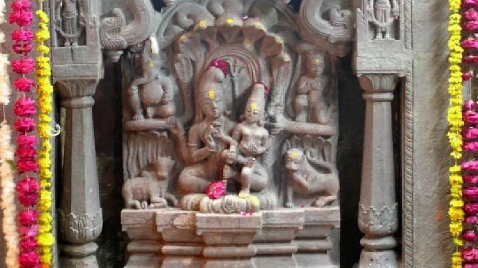 Naag Panchami 2022: What is the story of the Nag temple, which opens for one day in a year