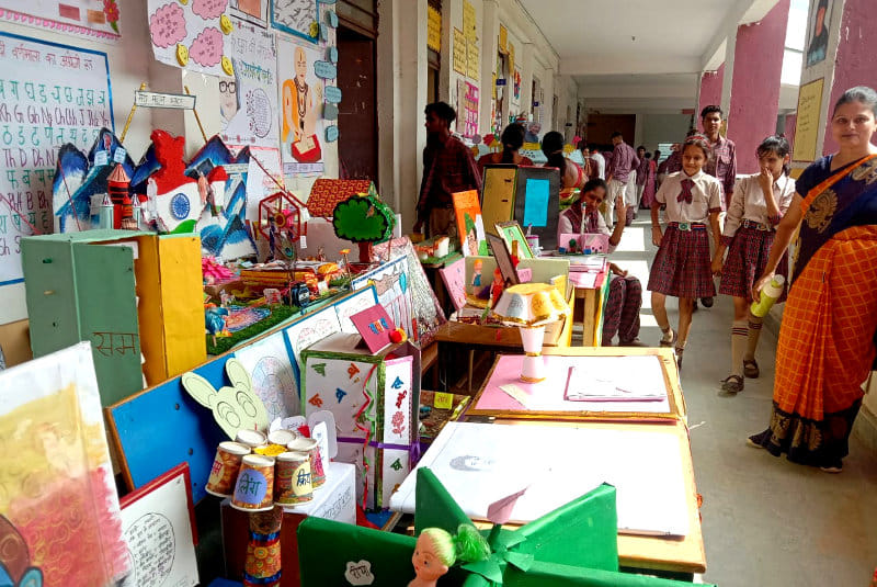 Students presented models related to mathematics, science and development
