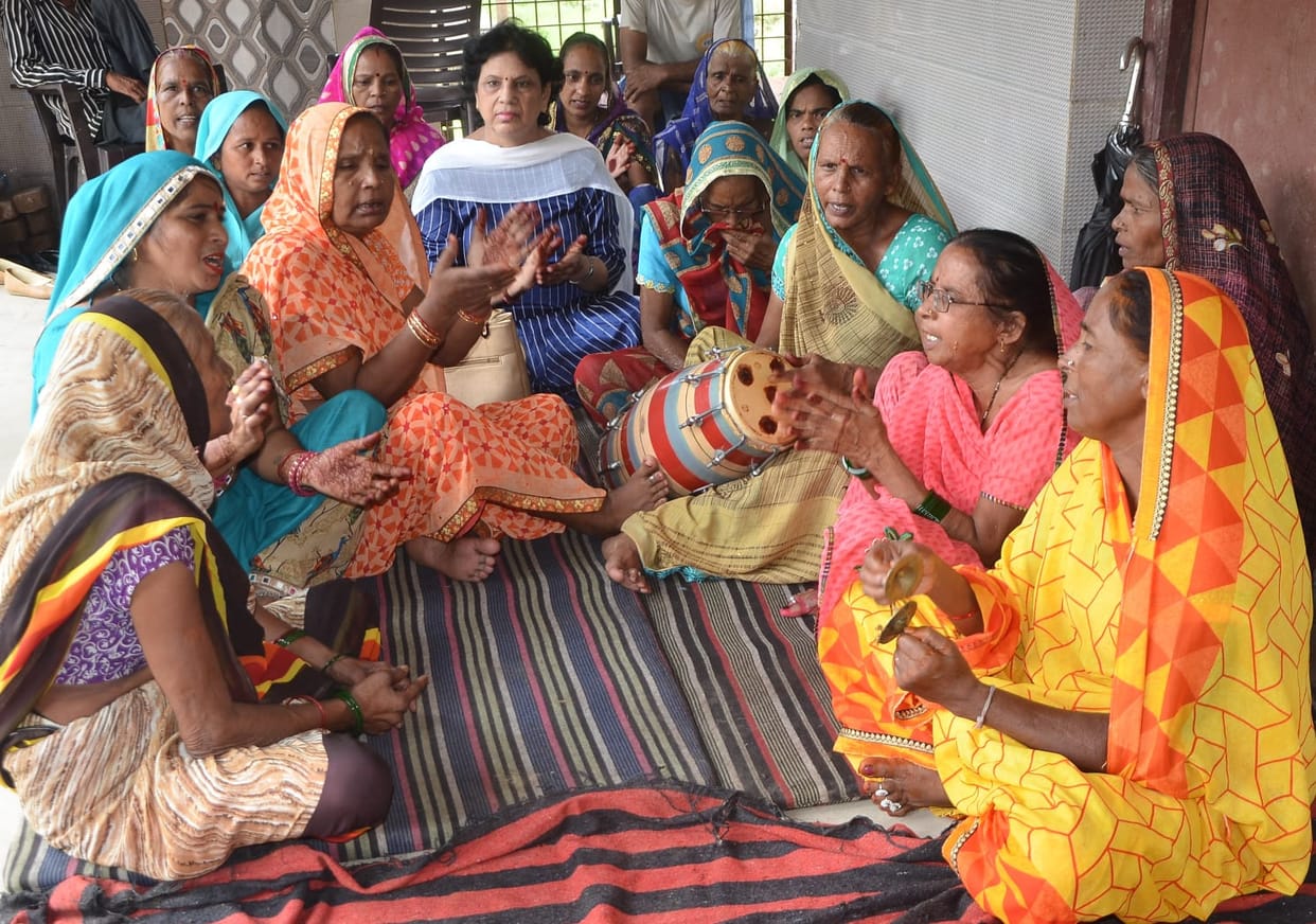 Hariyali Teej celebrated at the picket site