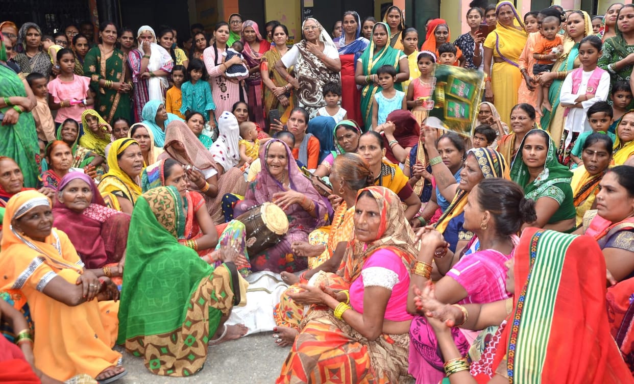 Hariyali Teej celebrated with pomp, women swing by making sixteen adornments