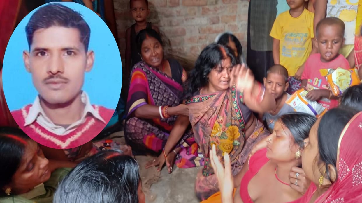 Deoria Accident handcart businessman dies after being hit by a truck
