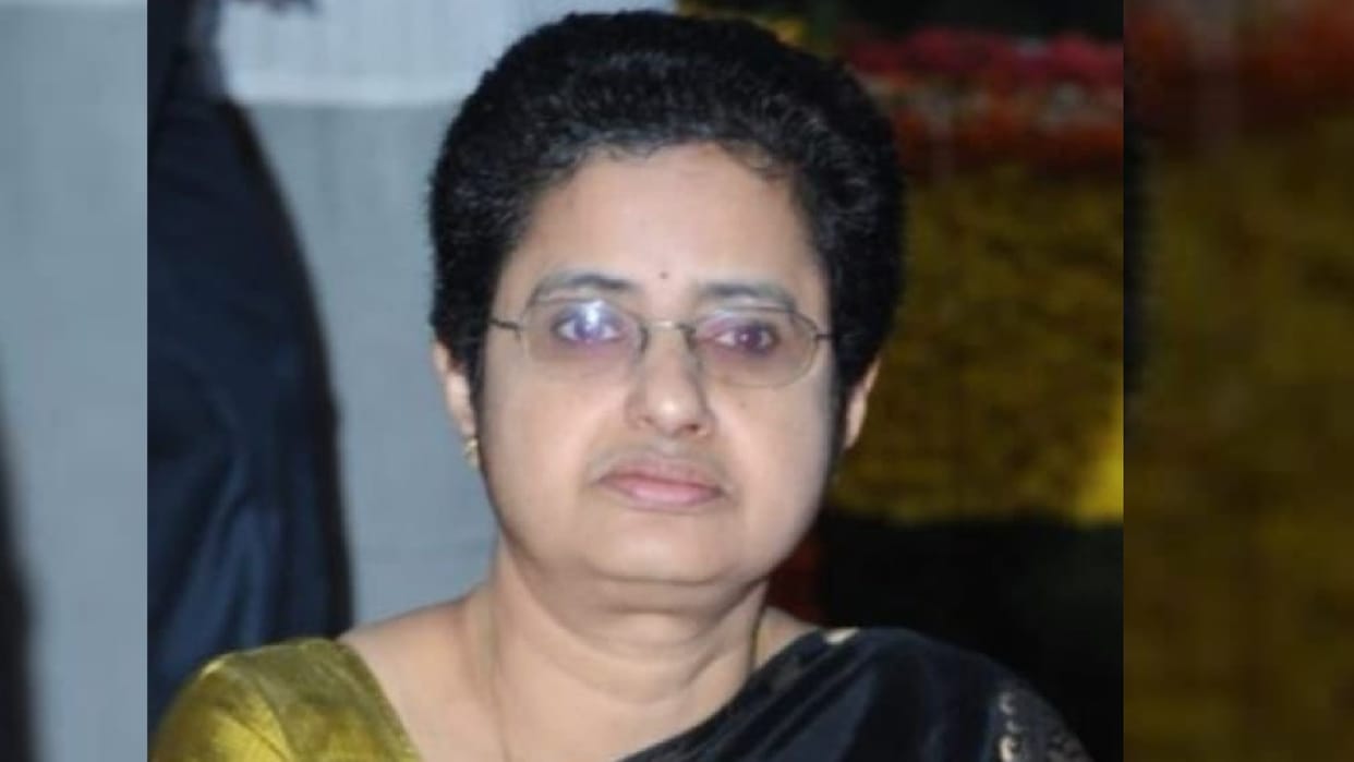 ex-CM NT Rama Rao daughter Uma Maheshwari found hanging at her residence in Hyderabad