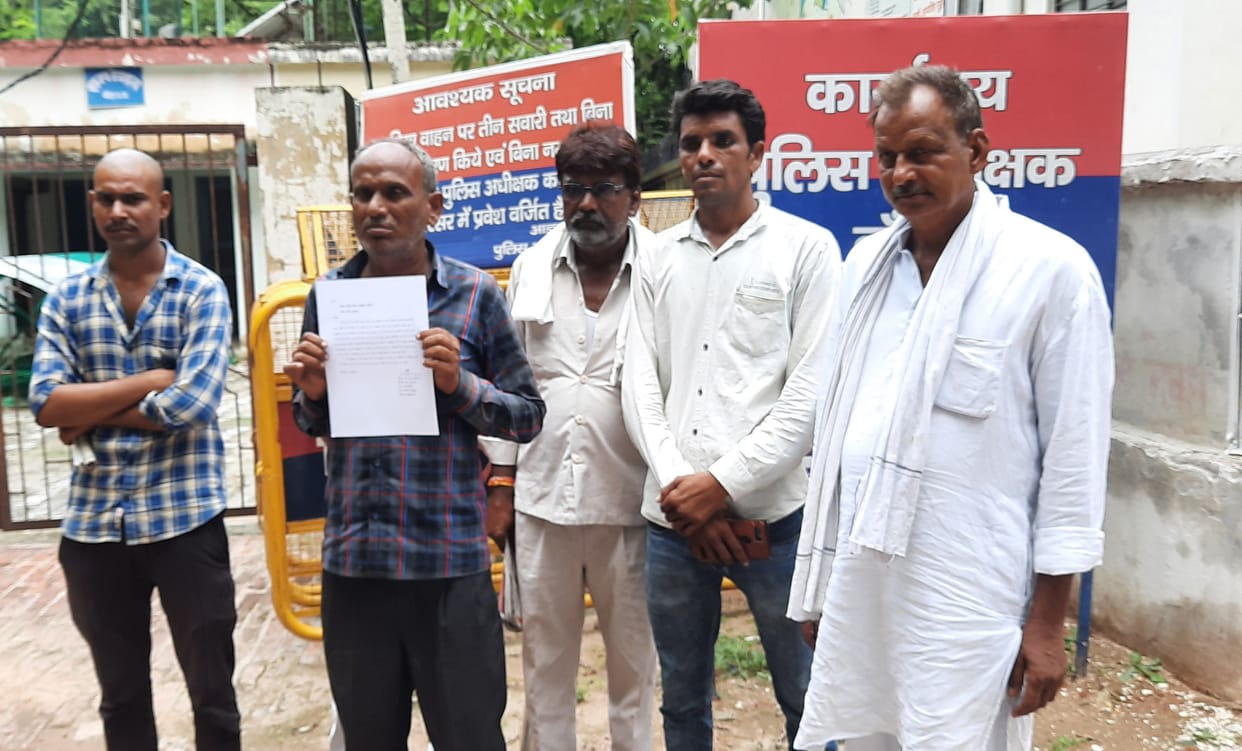 Banda: ...sir my son was murdered, the soldier's father demanded a fair investigation from the SP