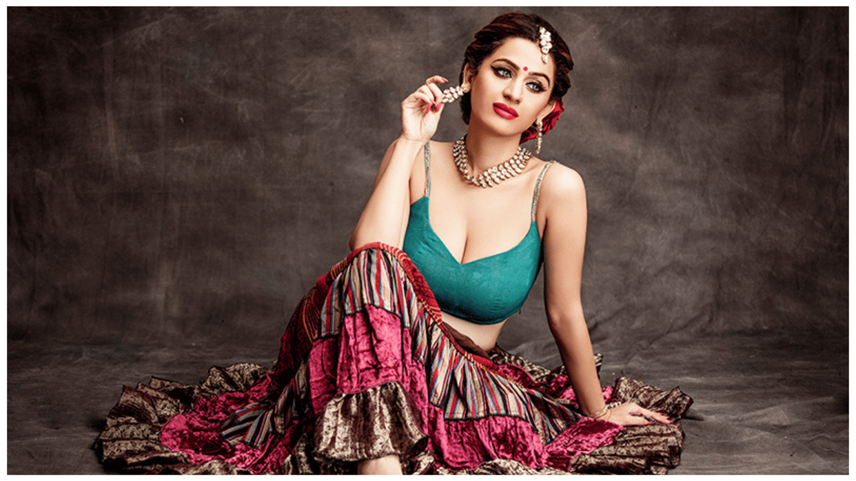 Kenisha Awasthi Conversation With Daughter of Raja Hindustani Pardesi Pardesi Jana Nahi Singer Sapna Awasthi