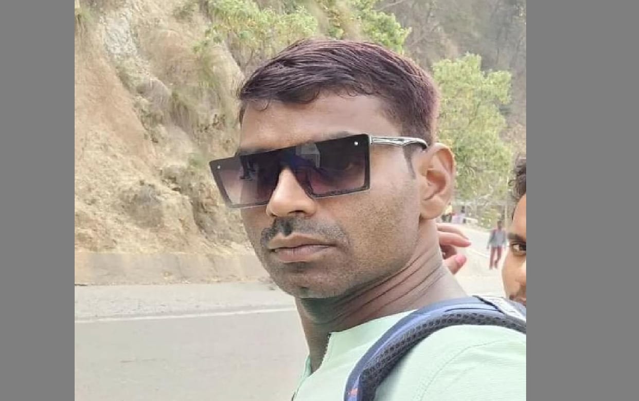 Hardoi Suicide Case, married young man had a married girlfriend, family members objected