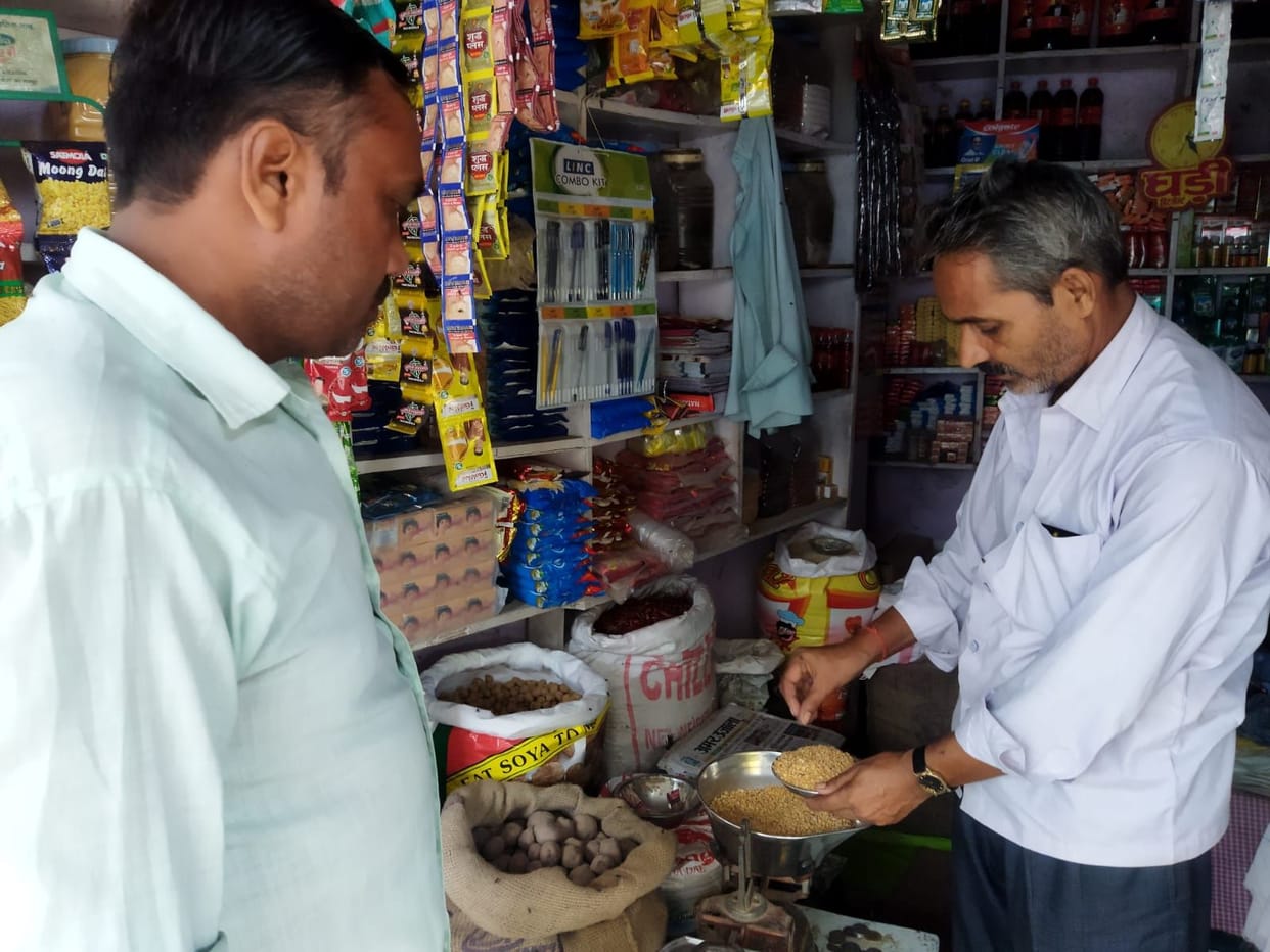 Pulses became costlier by ten rupees per kg in ten days in kushinagar