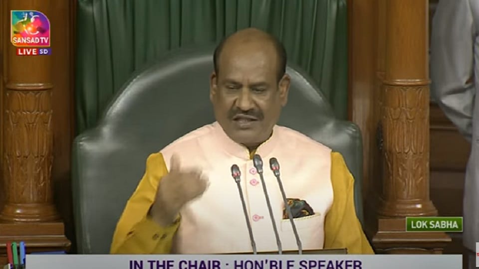 Monsoon session: Motion to remove the suspension of Congress MPs passed in Lok Sabha