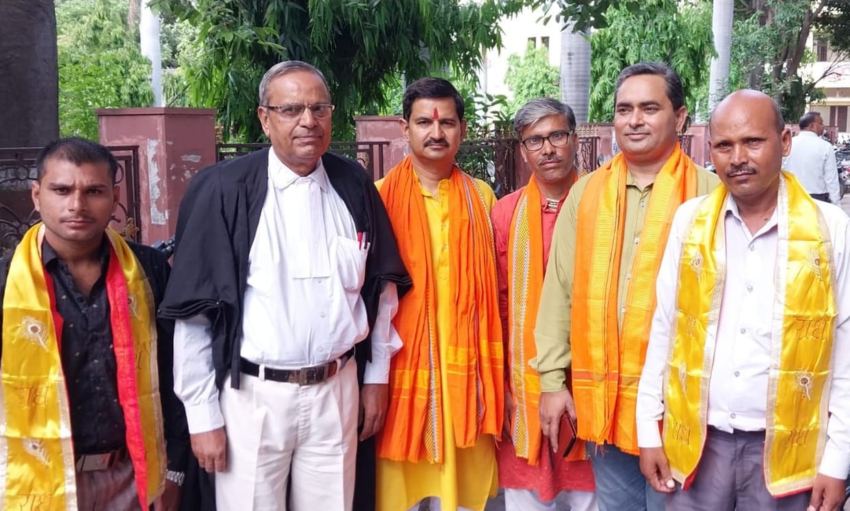 Mathura: Hearing could not be held on the revision of Jalabhishek of Laddu Gopal