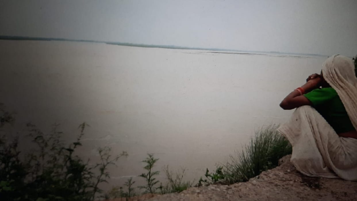 Water is rising in all rivers including Ganga and these schools are in danger