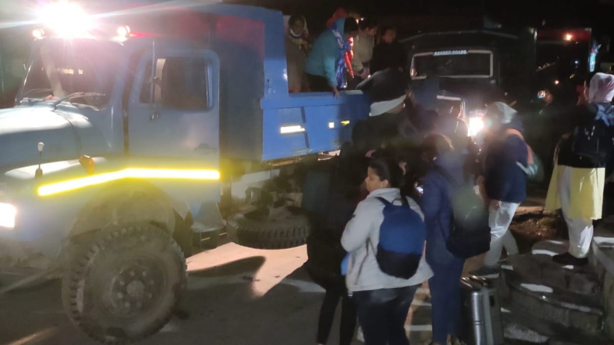 himachal lahaul news: 105 tourists rescued in Himachal after flash floods leave them stranded