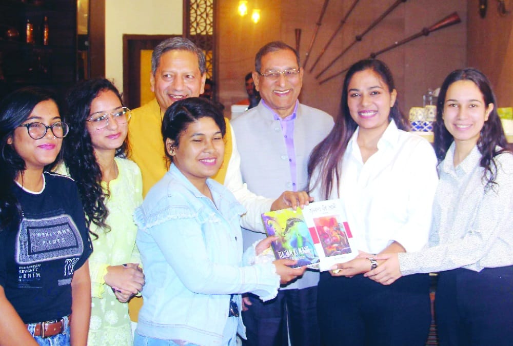 Dehradun news: 10 year old girl struggle to become ips story 'Rajan Ki Mahi Book Launch