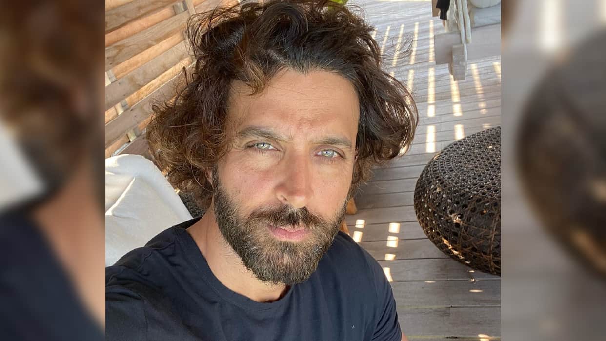 Vikram Vedha actor Hrithik Roshan new messy Look goes viral on Social media
