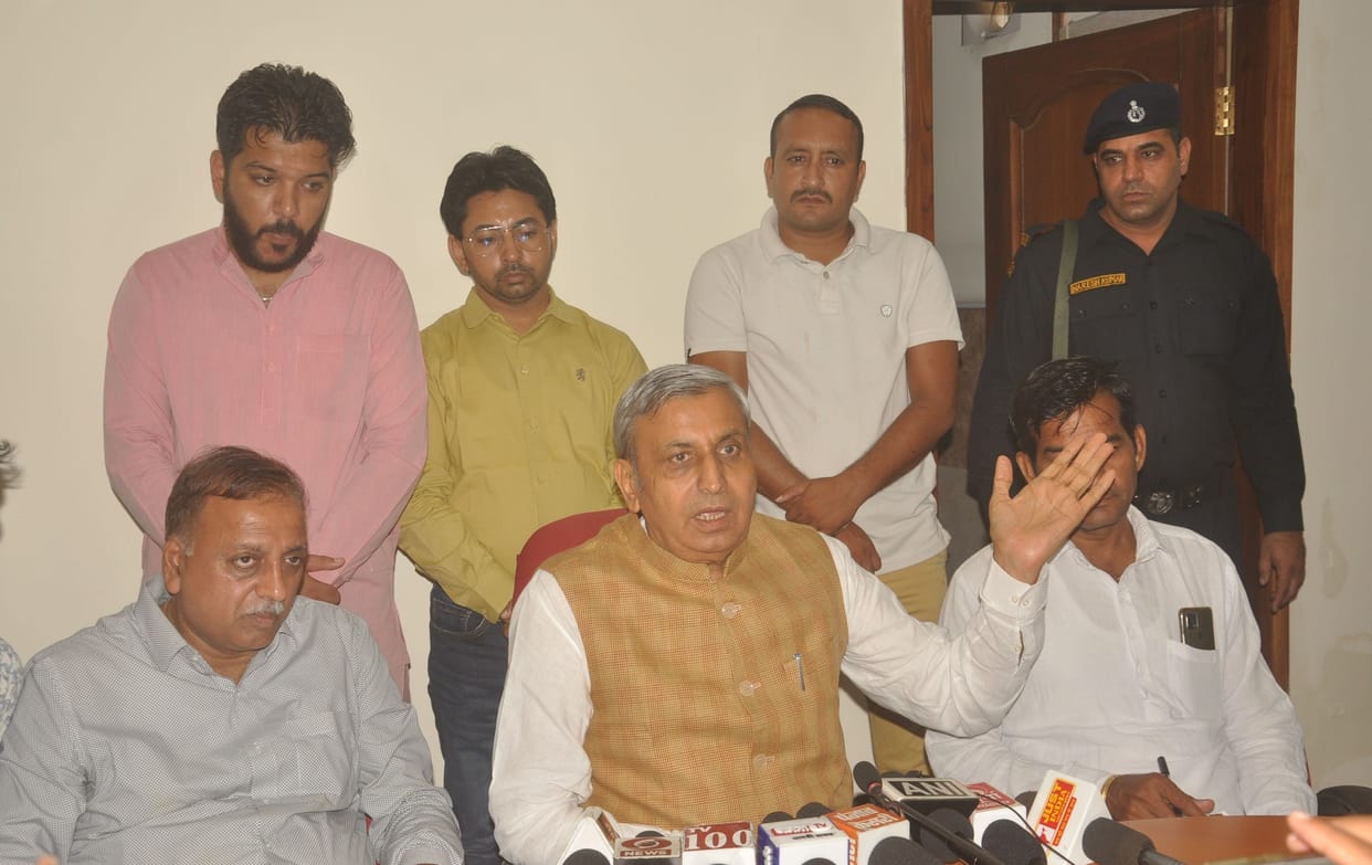 Selling crops is an art, farmers should learn, will get profits: Agriculture Minister