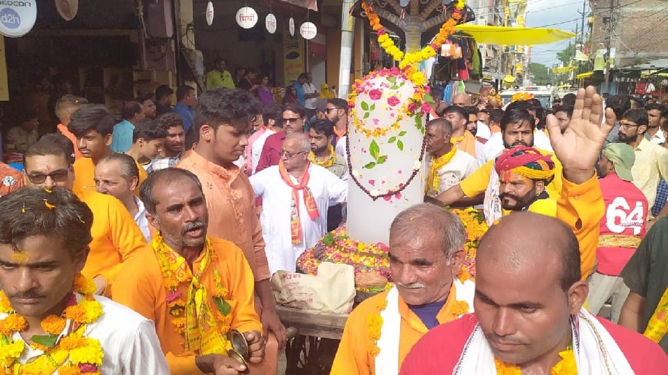 Sehore: The enthusiasm of Sawan Monday, Shivpalaki came out in Sehore on the lines of Mahakal's ride