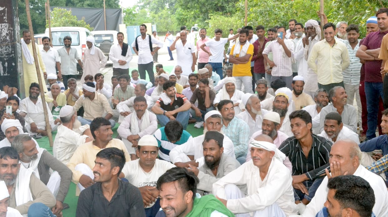 Protest at CMO office against corruption in health department