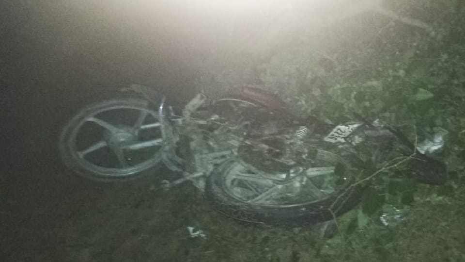 Car-bike collided in Kasimpur area of Hardoi three died