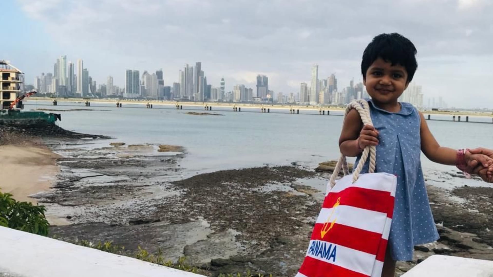 5 year old girl from Gwalior india Book of Records by traveling 44 countries by sea