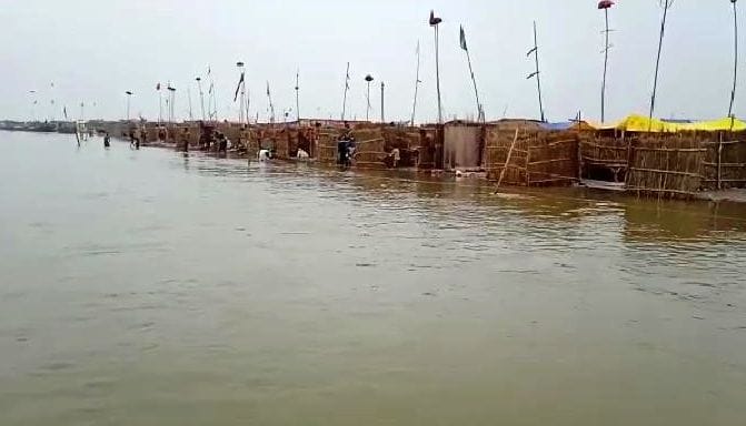 Hardoi, Ganga 1.2 meters away from the warning point, alert issued in villages