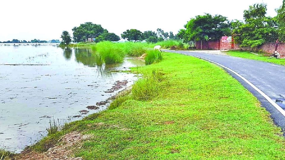 Flood situation in Kasganj due to Ganga water lever increasing