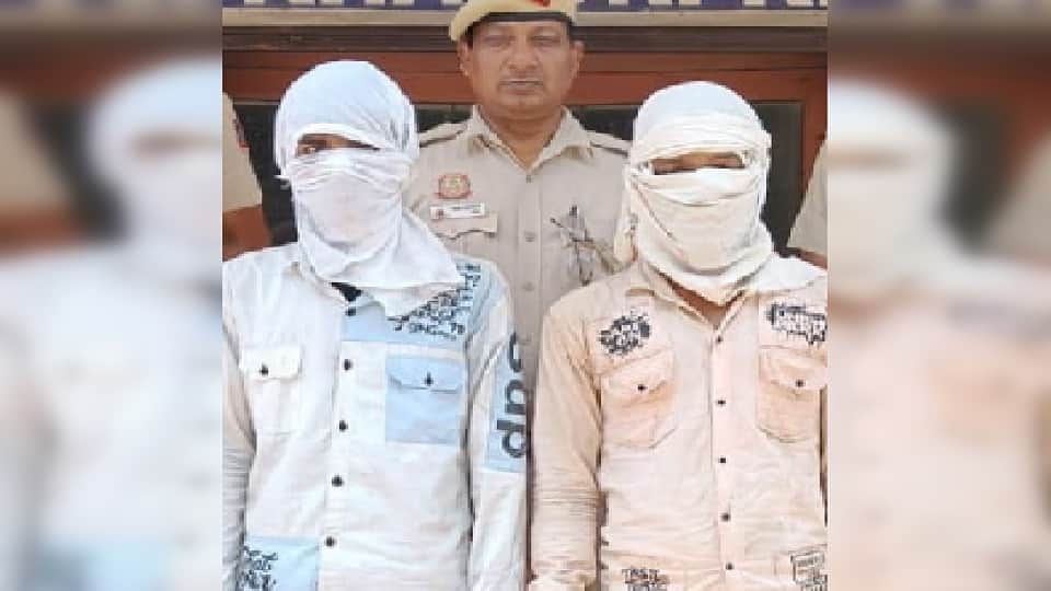 Two accused arrested in case of stabbing a youth in Khajuri Khas area of Delhi